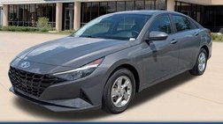 2023 Hyundai Elantra SE
