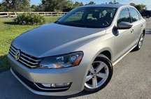 2012 Volkswagen Passat TDI SEL Premium