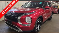 2023 Mitsubishi Outlander SE