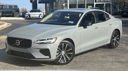 2025 Volvo S60 T8 Plus