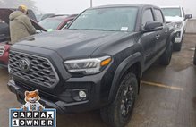 2022 Toyota Tacoma SR