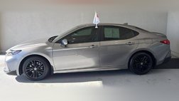 2025 Toyota Camry Hybrid SE