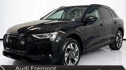 2022 Audi e-tron quattro Premium