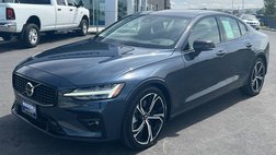 2024 Volvo S60 B5 Core Dark Theme