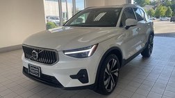 2025 Volvo XC40 B5 Plus Bright Theme