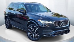 2022 Volvo XC90 T6 Momentum 7-Passenger