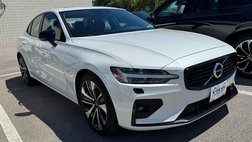 2022 Volvo S60 B5 Momentum