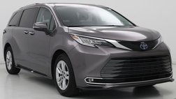 2022 Toyota Sienna Limited 7-Passenger