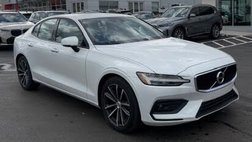 2021 Volvo S60 T5 Momentum
