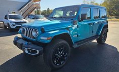 2024 Jeep Wrangler Sahara 4xe