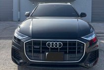 2019 Audi Q8 quattro Premium 55 TFSI