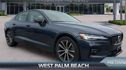 2022 Volvo S60 B5 Momentum