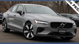 2024 Volvo S60 Recharge T8 Ultimate Dark Theme