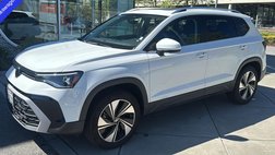 2025 Volkswagen Taos SE 4Motion