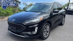 2022 Ford Escape Titanium
