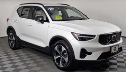2026 Volvo XC40 B5 Plus