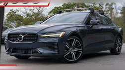 2022 Volvo S60 Recharge T8 R-Design