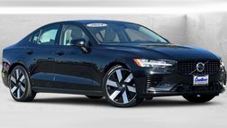2024 Volvo S60 Recharge T8 Ultimate Dark Theme