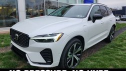 2024 Volvo XC60 Recharge T8 Ultimate Dark Theme