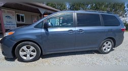 2017 Toyota Sienna LE
