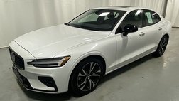 2023 Volvo S60 B5 Core Dark Theme