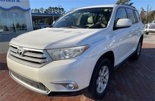 2013 Toyota Highlander SE