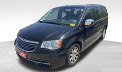 2011 Chrysler Town and Country Touring-L