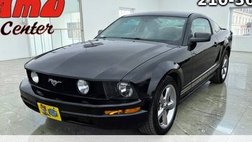 2005 Ford Mustang Premium