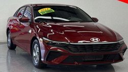 2024 Hyundai Elantra SE