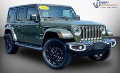 2023 Jeep Wrangler Sahara 4WD