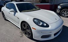 2014 Porsche Panamera 4