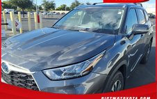 2020 Toyota Highlander Hybrid XLE