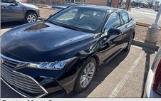 2020 Toyota Avalon Hybrid XLE