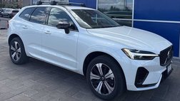 2025 Volvo XC60 T8 Core Dark Theme