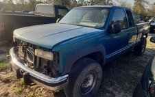 1998 Chevrolet C/K 2500 Ext. Cab 6.5-ft. Bed 4WD