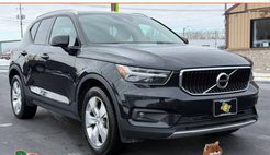 2022 Volvo XC40 T5 Momentum