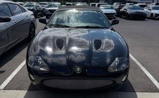 2005 Jaguar XKR Base