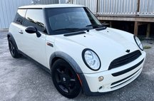2006 MINI Cooper Base