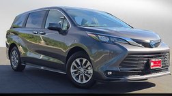 2025 Toyota Sienna XLE 7-Passenger