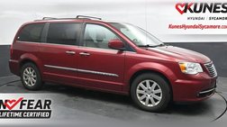 2016 Chrysler Town and Country Touring