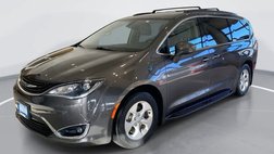 2017 Chrysler Pacifica Hybrid Premium