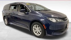 2020 Chrysler Voyager LX