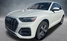 2024 Audi Q5 quattro Premium 40 TFSI
