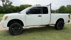 2004 Nissan Titan XE