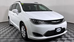 2017 Chrysler Pacifica Touring L FWD