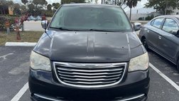 2014 Chrysler Town and Country Touring-L