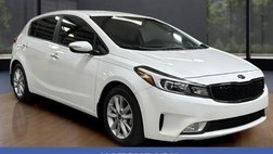 2017 Kia Forte5 LX