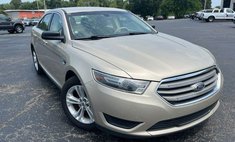 2018 Ford Taurus SE