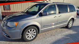 2014 Chrysler Town and Country Touring