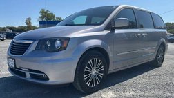 2014 Chrysler Town and Country S